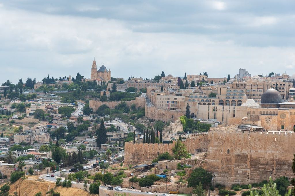 שיקולים בהשכרת דירה לשוכרים דתיים: האם זה נכון עבורכם?